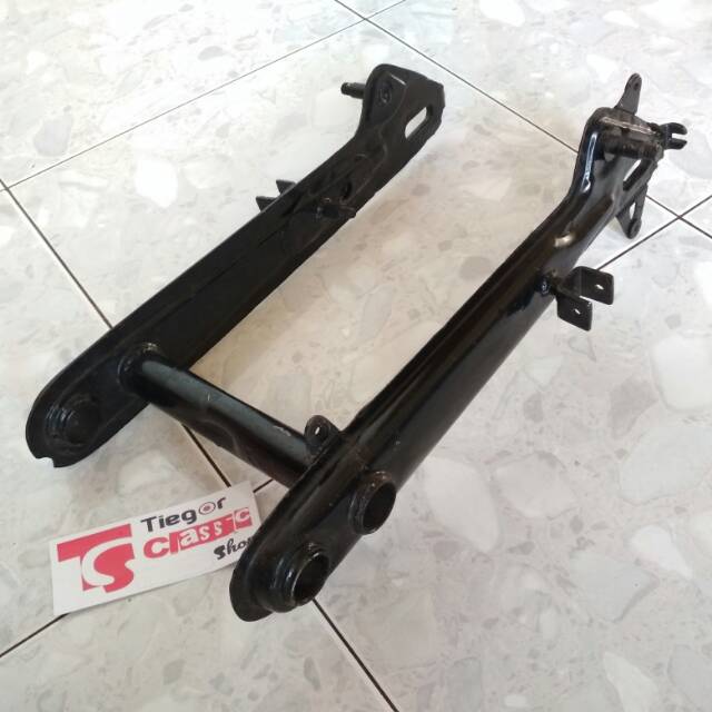 Jual Swing Arm Gepeng Pipih Honda CB 100 Cb100 Cb125 NOS Shopee Indonesia
