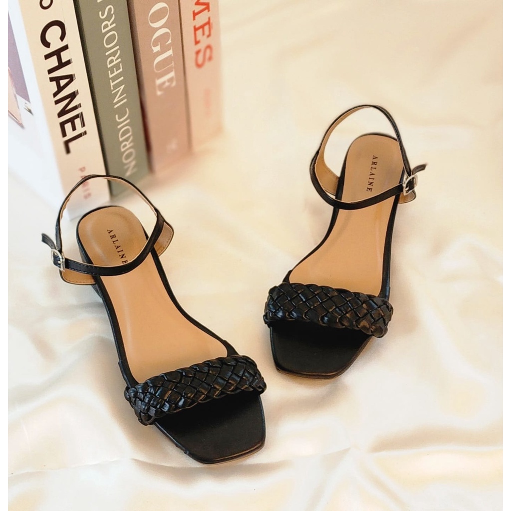 Arlaine - Daniela Sandal Heels Wanita / Heels Tali / Heels Kepang / Heels Tali Wanita / Heels Tali Kepang