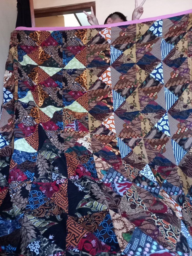 Selimut Batik Perca 2x2 Meter