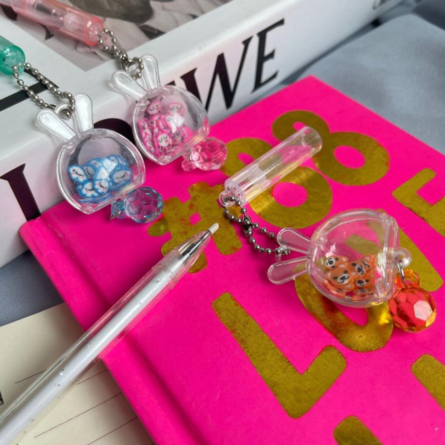 

PULPEN GANTUNGAN BUNNY KELINCI MANIK GLITER MODEL CANTIK READY 4 WARNA