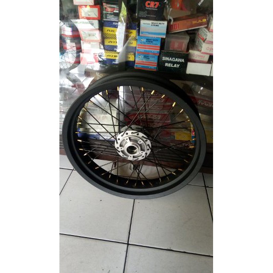 Paket hemat velg megapro lama Limited