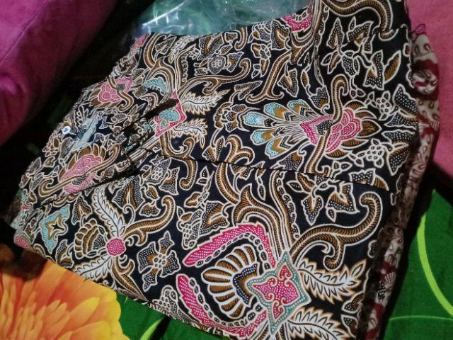 Atasan Batik Wanita Motif Batik Dianputri Seragam