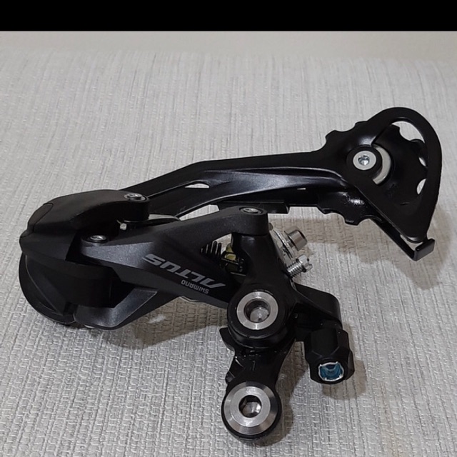 RD Shimano Altus 9Sp M2000