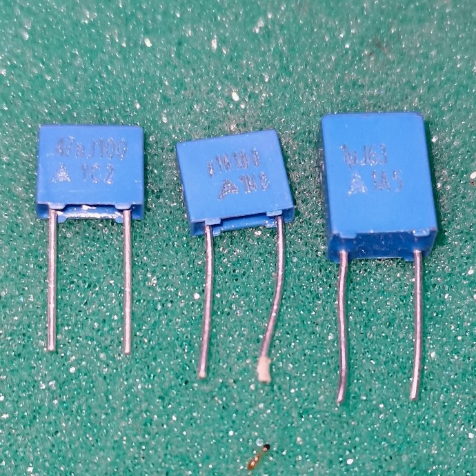 CAPACITOR EPCOS 1nf.47nf.100nf.1uf