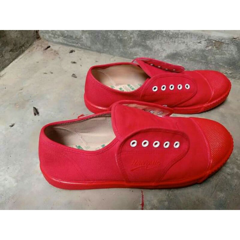 sepatu nanyang motif warna merah