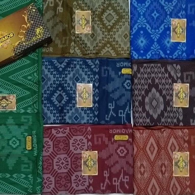 LRA.08Ap22ᴿ– Sarung wadimor motif bali / Bali Top / Balimoon