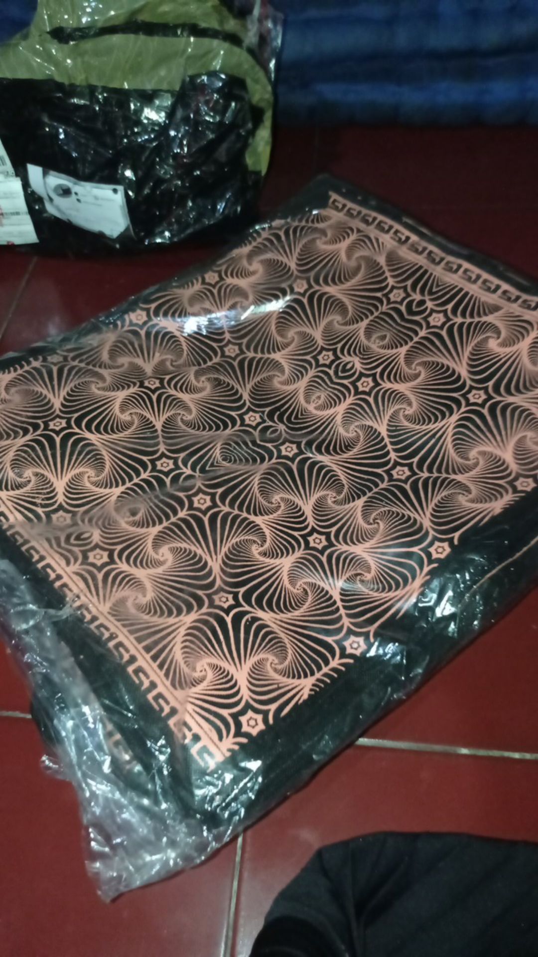 Tas Spunbond Batik Tebal (xl) 45x38x8