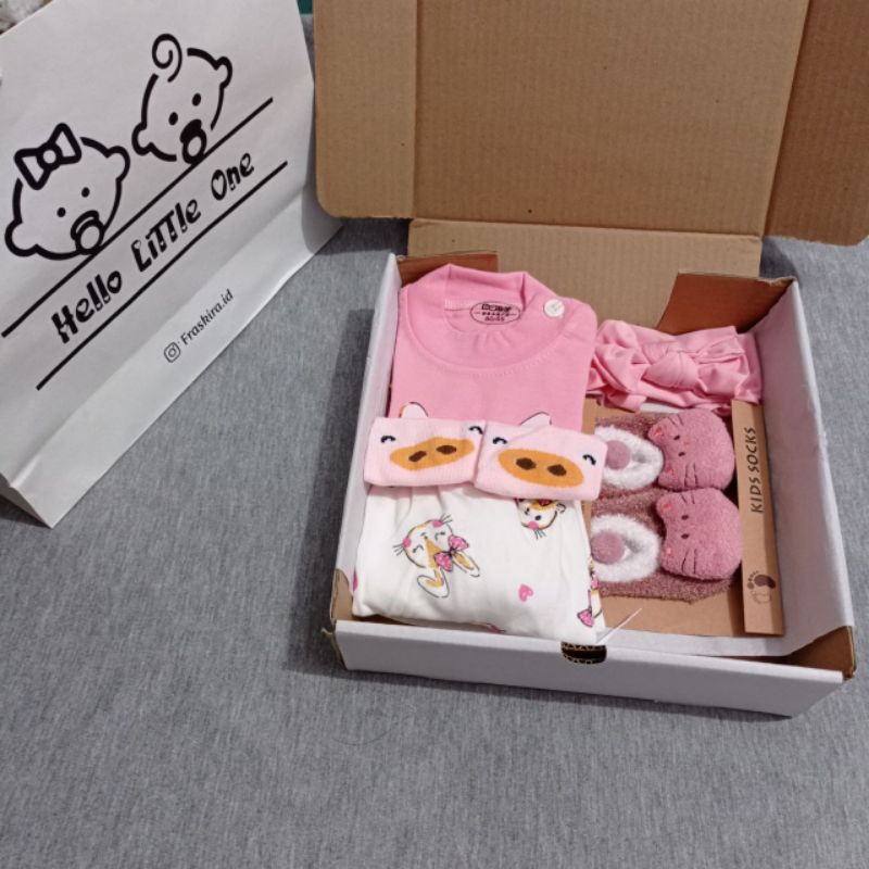 HAMPERS BAYI/ GIFT SET BABY GIRL