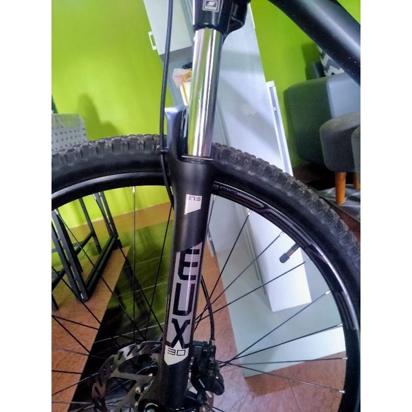 Fork Suntour XCM30 27.5 travel 120 Qr