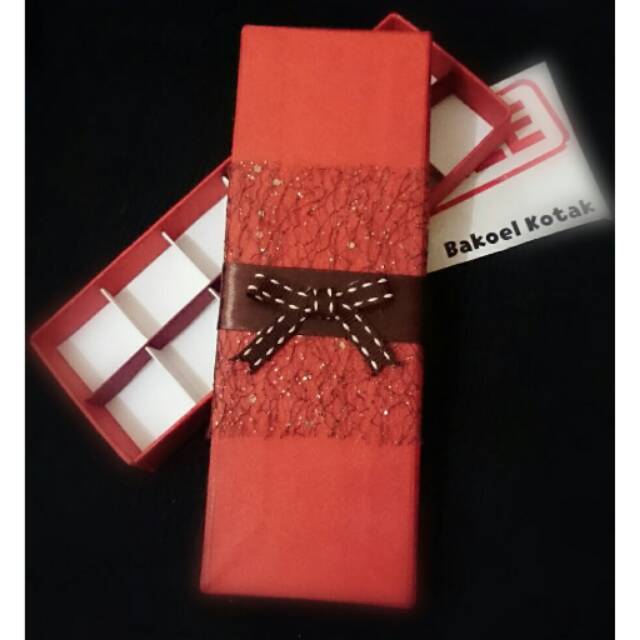 

BOX COKLAT / KOTAK COKLAT sekat 12