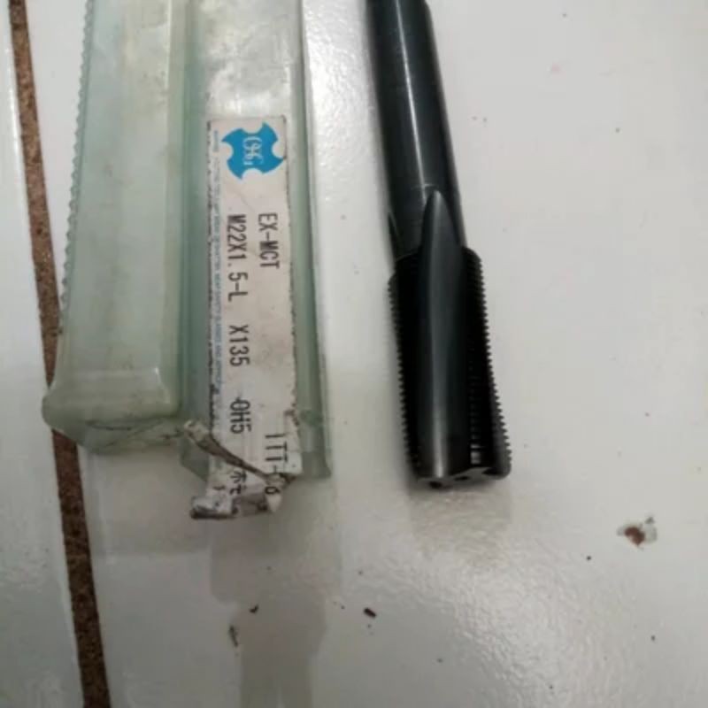 tap. hand tap. tap kiri m22x1.5L OSG japan
