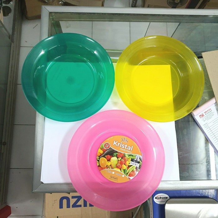 Piring Plastik Yes Kristal 9&quot; Warna