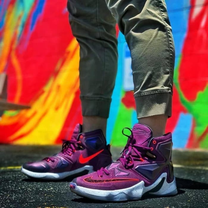Nike LEBRON 13 MULBERY