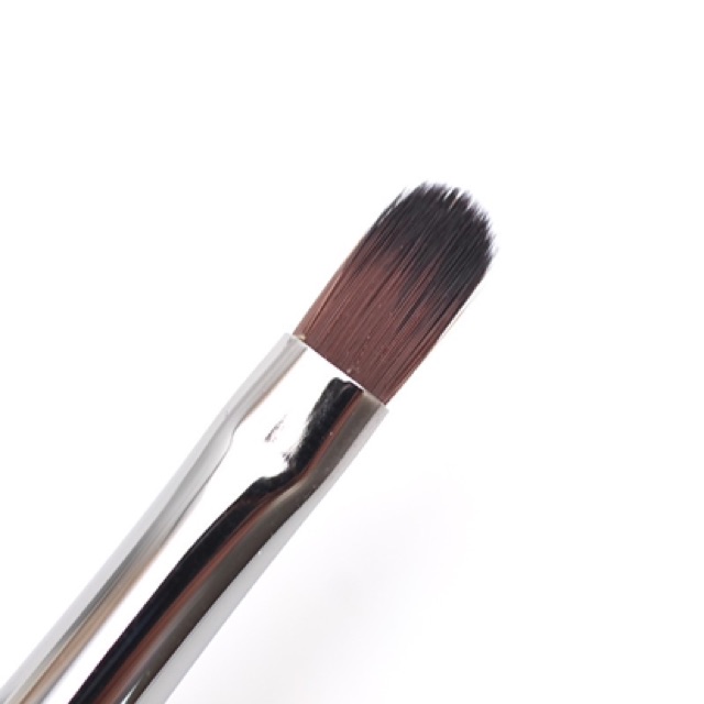 MAKE UP FOR EVER 304 Lip Brush