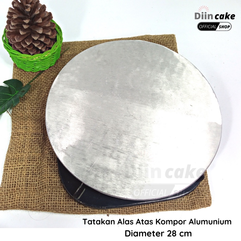 Alas Tatakan Atas Kompor Aluminium Ukuran 28 cm Anti Karat Serbaguna Untuk Pengorengan