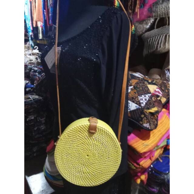 Tas rotan bali 20cm