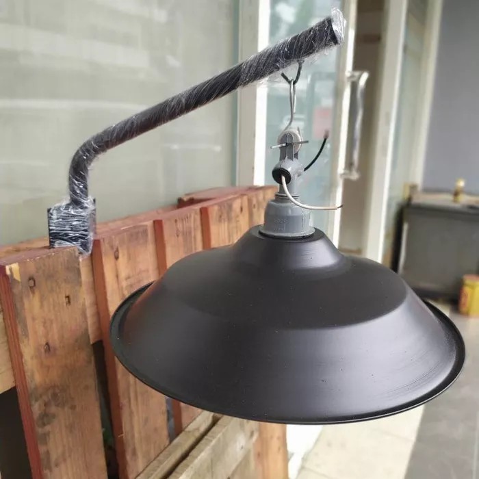 Tiang Gantung Kap lampu