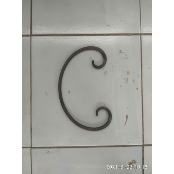 Ornamen besi nako C 12 cm