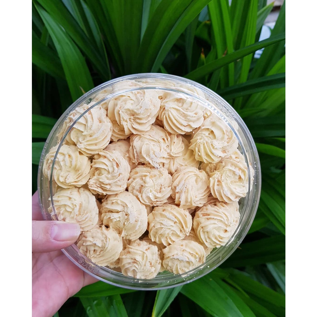 

Kue sagu keju/kue kering lebaran