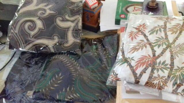 Promo Terlaris Serut Genes Jelita Tunic Navbor Yelbor Whitbor Creambor Tunik Batik Modern Hrb030