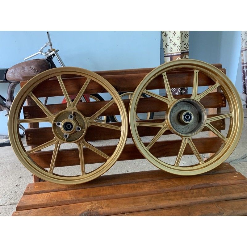 velg pelg yamaha v rossi nos gp whell wheel Gold single disc non daytona yamaha fiz pnp gl mp tiger