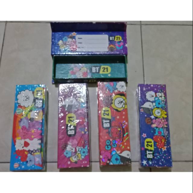 

Tempat pensil Hard Dus