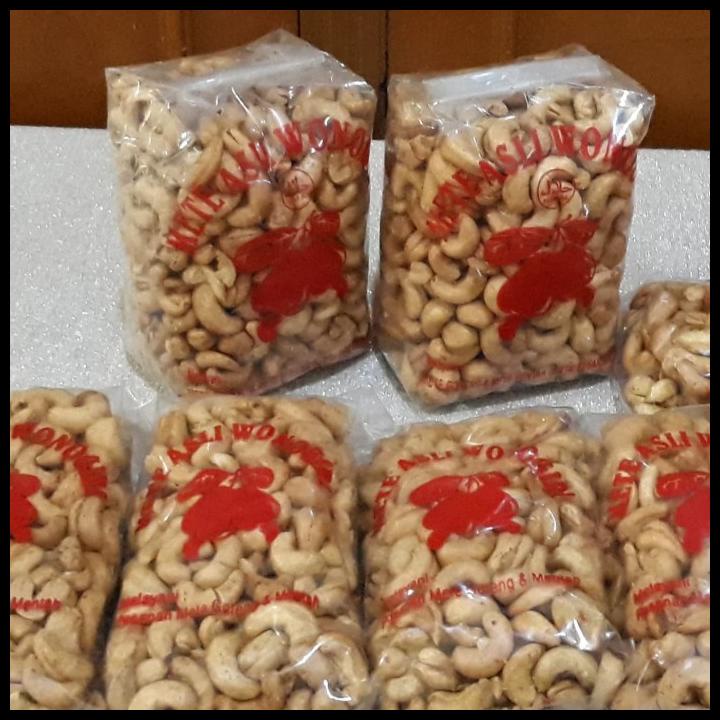 

DISKON TERBATAS !!! 1 KG || KACANG METE MEDE GORENG JOGJA YOGYAKARTA TERLARIS