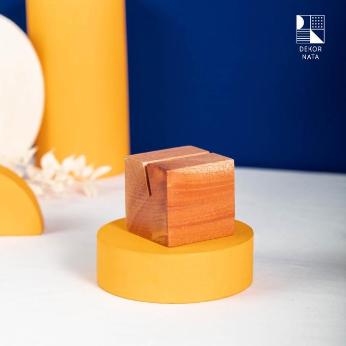 

Square Card/Photo Holder / Tatakan Kartu Kayu / Tatakan Kayu