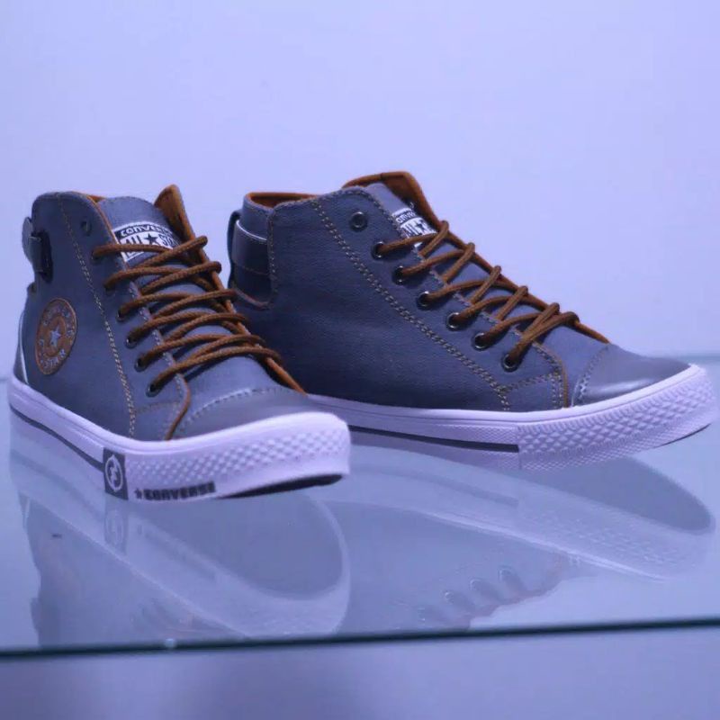 Sepatu Converse 36-43 Bahan Kanvas Sol Karet Lentur Vlecro (Star 03)