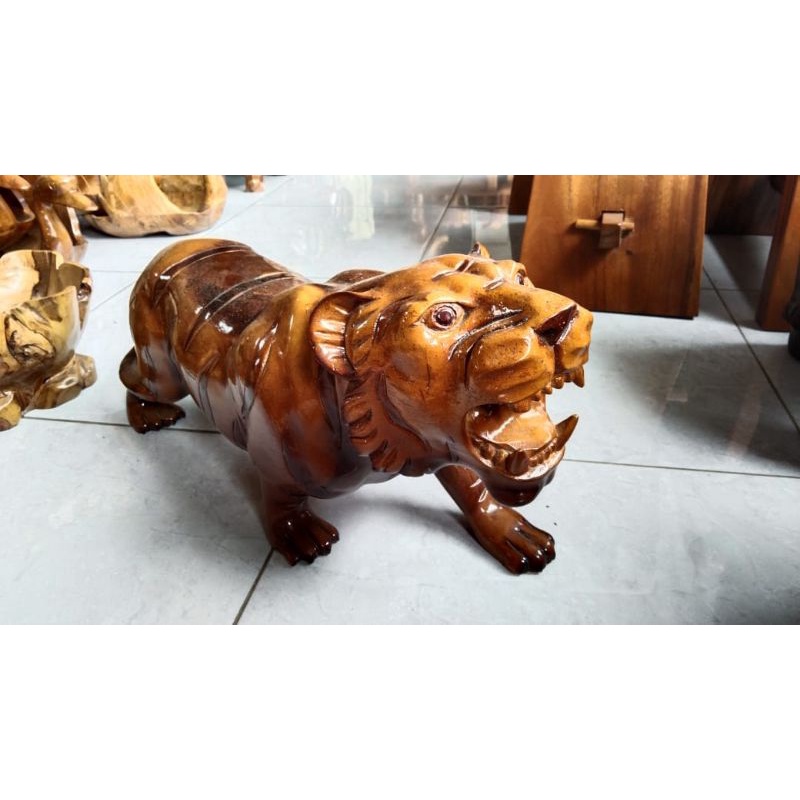PATUNG HARIMAU KAYU JATI