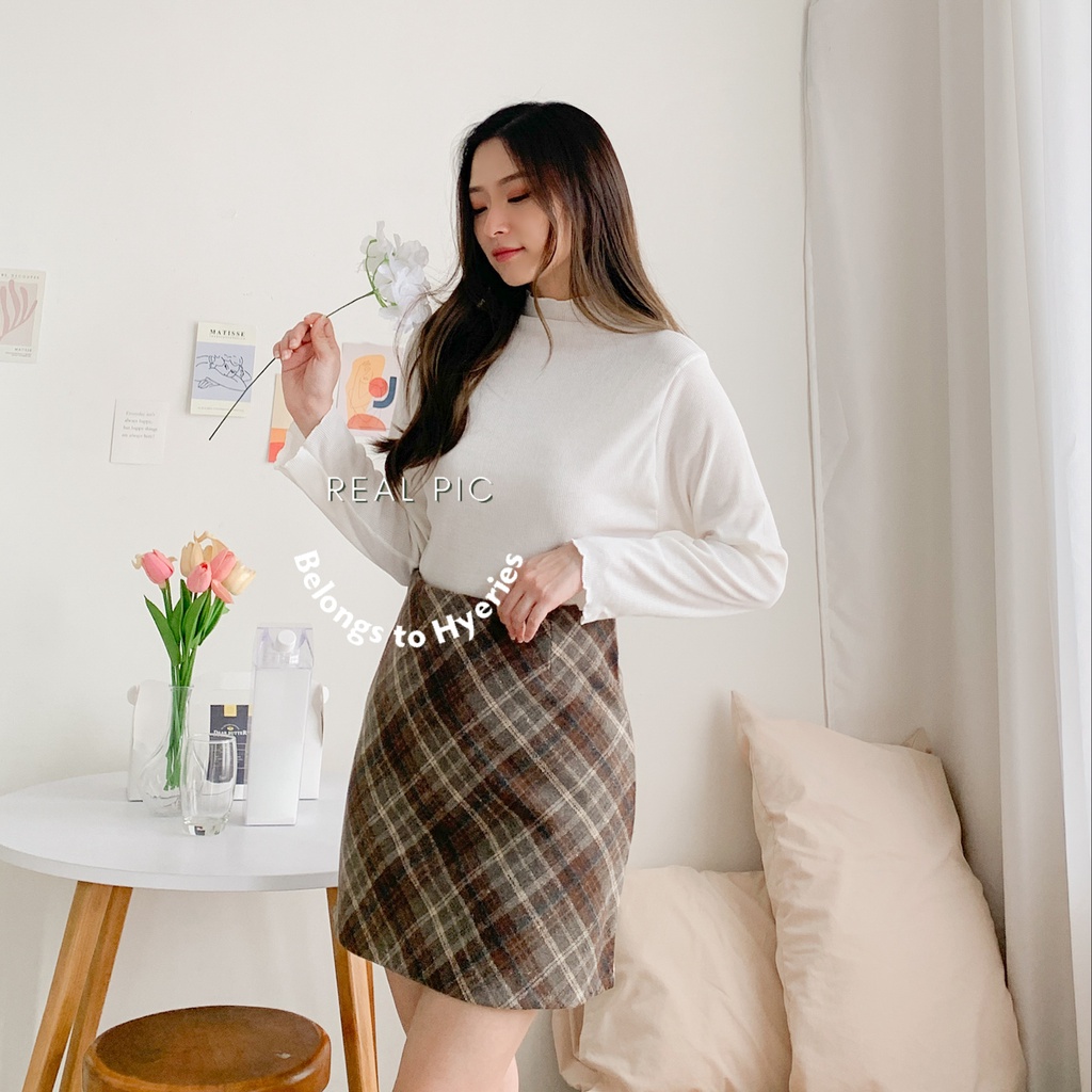 HYERIES Hanabi Knit Top Atasan Casual Wanita Korea Turtle Neck Rajut Blouse Wanita Lengan Panjang Knit Long Sleeves Top Basic Rajut Manset Baju Polos Kriwil Knit Leher Tinggi Aesthetic Korean Blouse Atasan Kerja Wanita Baju Kantoran Halter Highneck Top