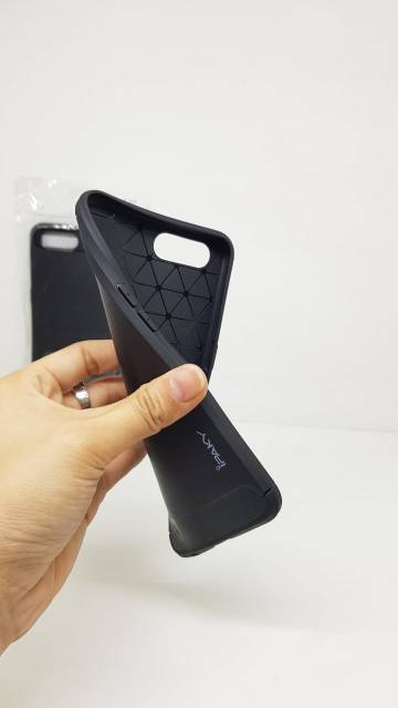 IPaky Carbon Oppo A3S 6.2 inchi Soft Case Oppo A3S Slim Fit Carbon ANTI MELAR TIDAK MENGUNING