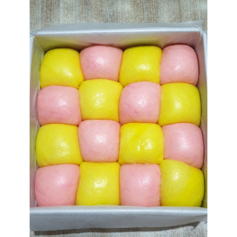 

TieDye Japanese Milk Bun / Bread / Buns / Roti Kasur Pertama Di Jakarta