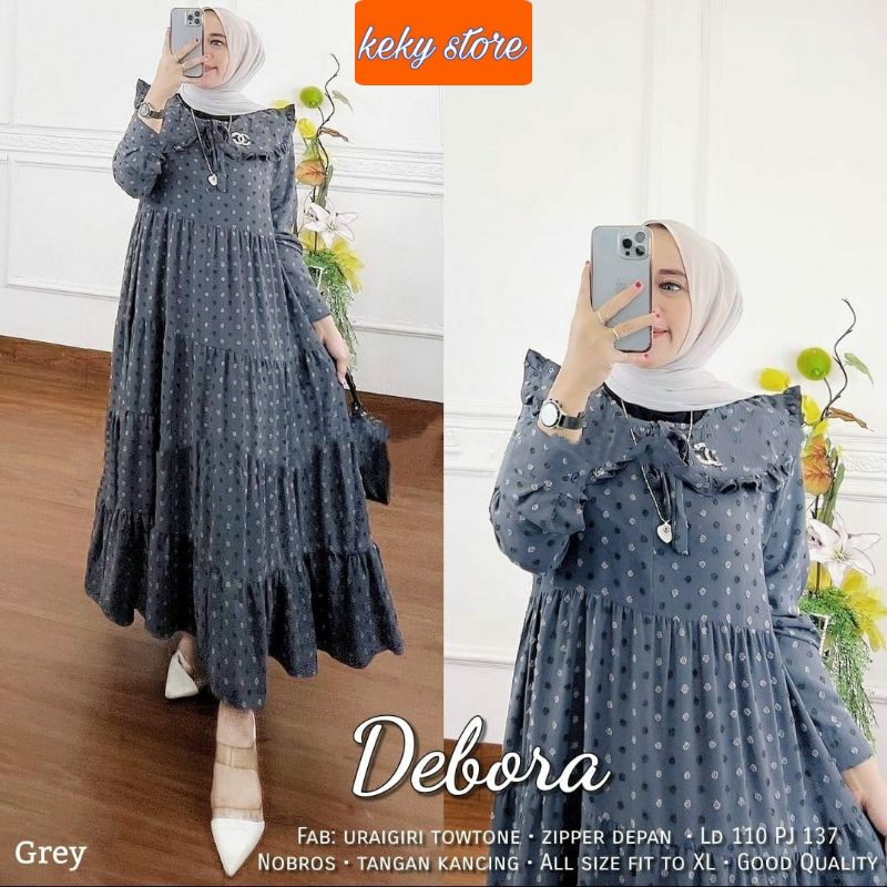 debora zorra maxi uragiri