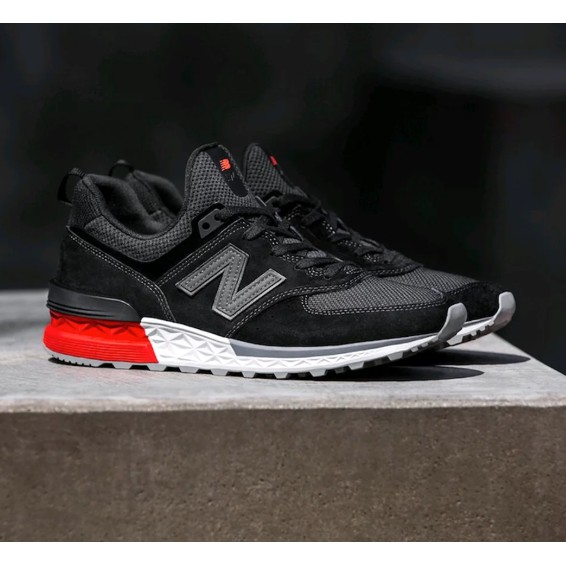 NEW BALANCE 574 BLACK RED