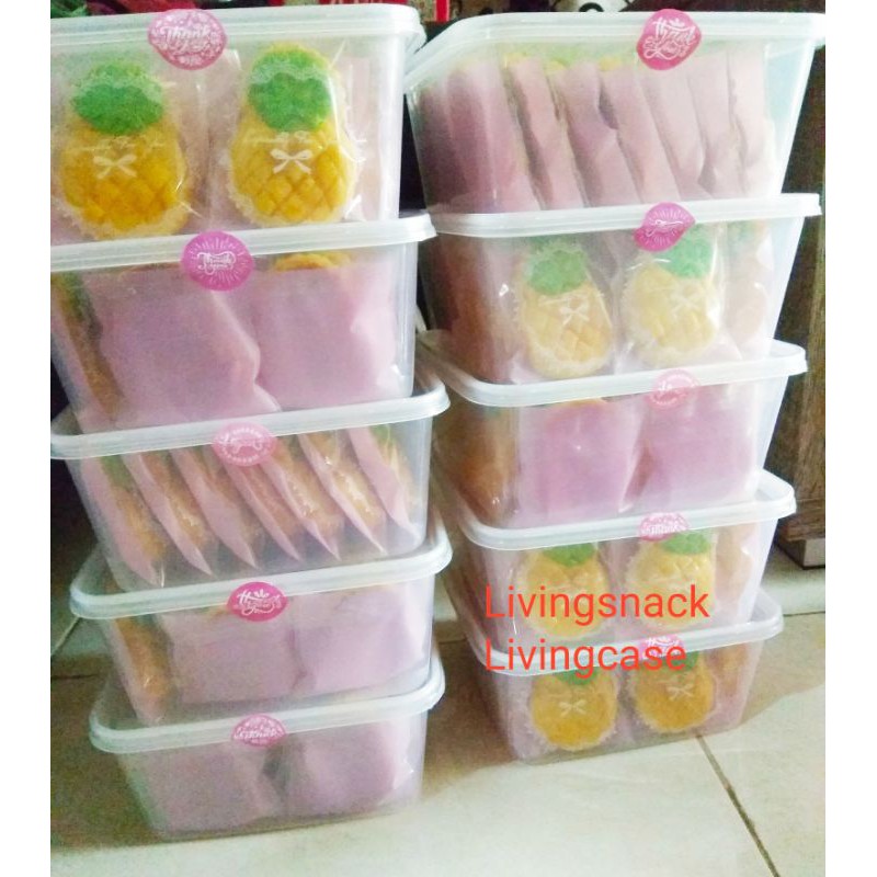 

Nastar Taiwan Pineapple Tart Jumbo 16 Pcs