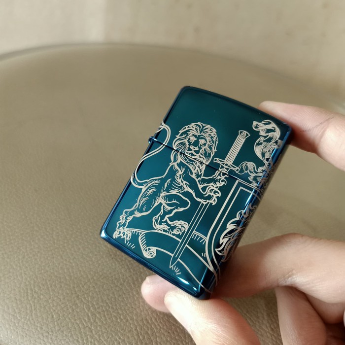 Zippo 49126 Medieval Coat Of Arms Design
