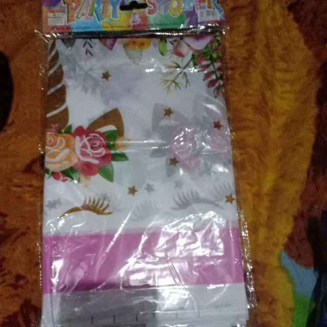 Taplak Meja Desain Mata Besar Bahan Kertas Untuk Pesta Ulang Tahun