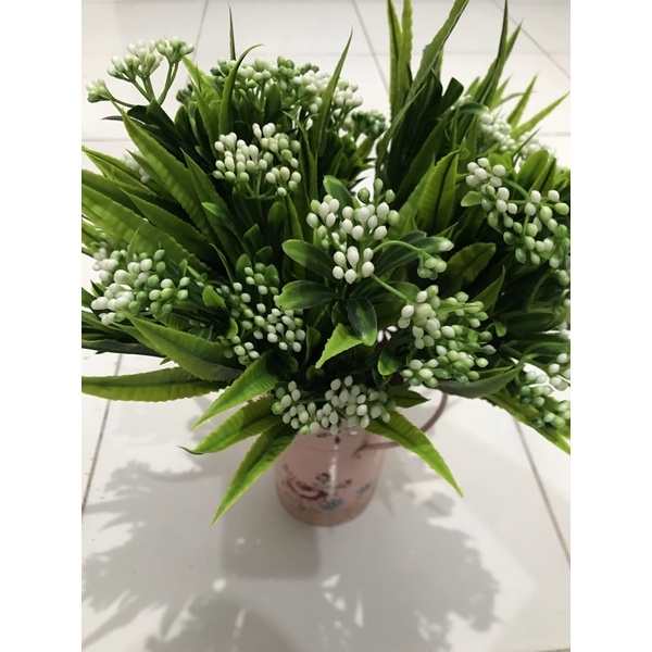 daun pikok putih plastik