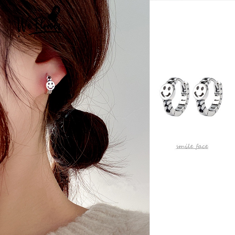 We Flower Anting Hoop s925 Silver Model Bunga Smiley Face Hollow Gaya Vintage Untuk Wanita