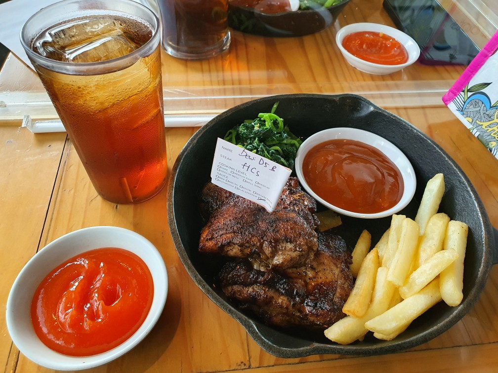 Tisu Dapur Paseo 3 Roll Calorie Absorb 70 Sheet Tissue (no.136)