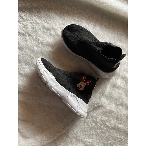 SEPATU ANAK LC WAIKIKI