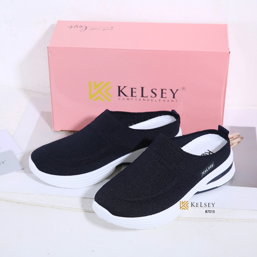 Kelsey Sandal Wedges 4,5cm Flyknit  Wanita B7015