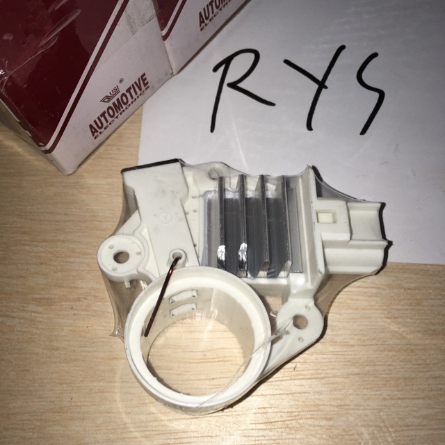 FORD ESCAPE SOKET 3 IC REGULATOR ALTERNATOR CAS DINAMO AMPER AMPERE PENGISIAN
