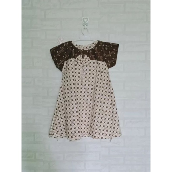 Dress  batik  anak size L usia 6,5 th -7,5 th