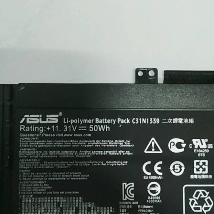 Baterai ASUS ZenBook U303L UX303 UX303LN UX303L Q302L c31n1339