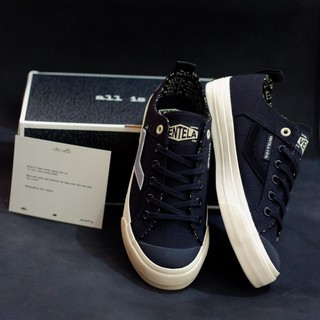 Sepatu Ventela x Evil Papa Gading - All is well | Shopee Indonesia