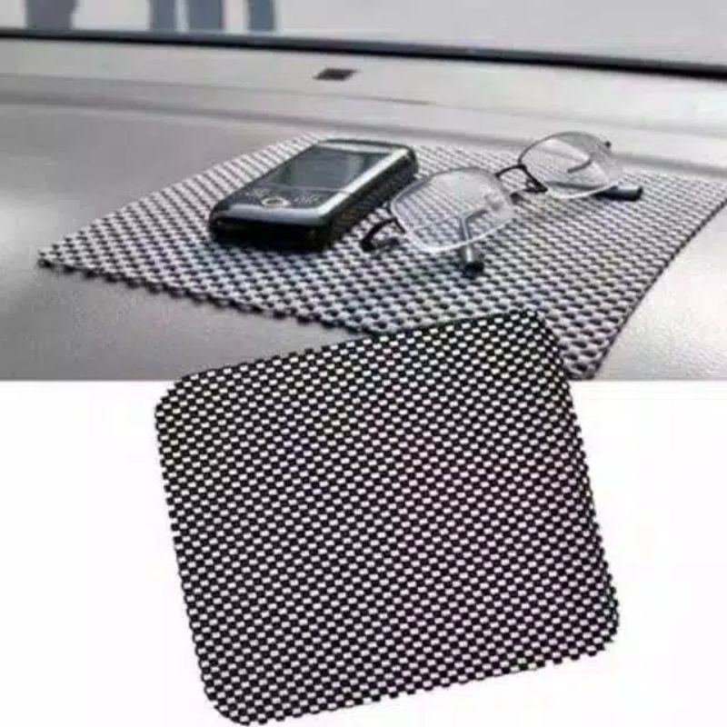 Anti slip dashboard mobil / dash mat non selip Untuk HP Kartu Uang 20x30 cm