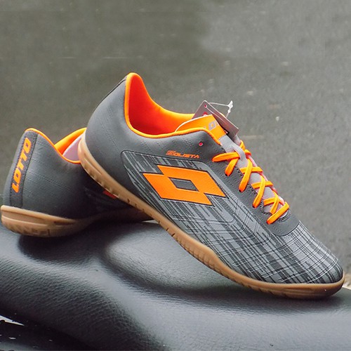 Sepatu Futsal Lotto Solista In Grey Orange