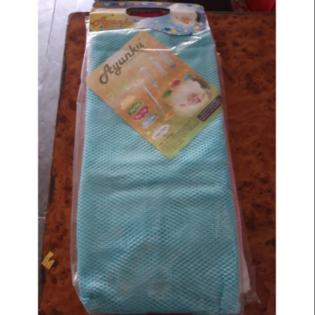 Sarung ayunan bayi baru lahir cocok untuk hadiah kado anak baru lahir